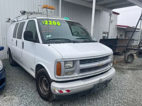 2000 CHEVROLET EXPRESS